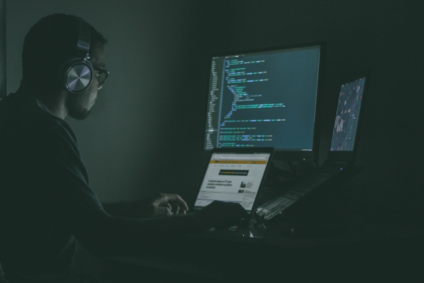 How to Stay Updated on Cybersecurity Trends